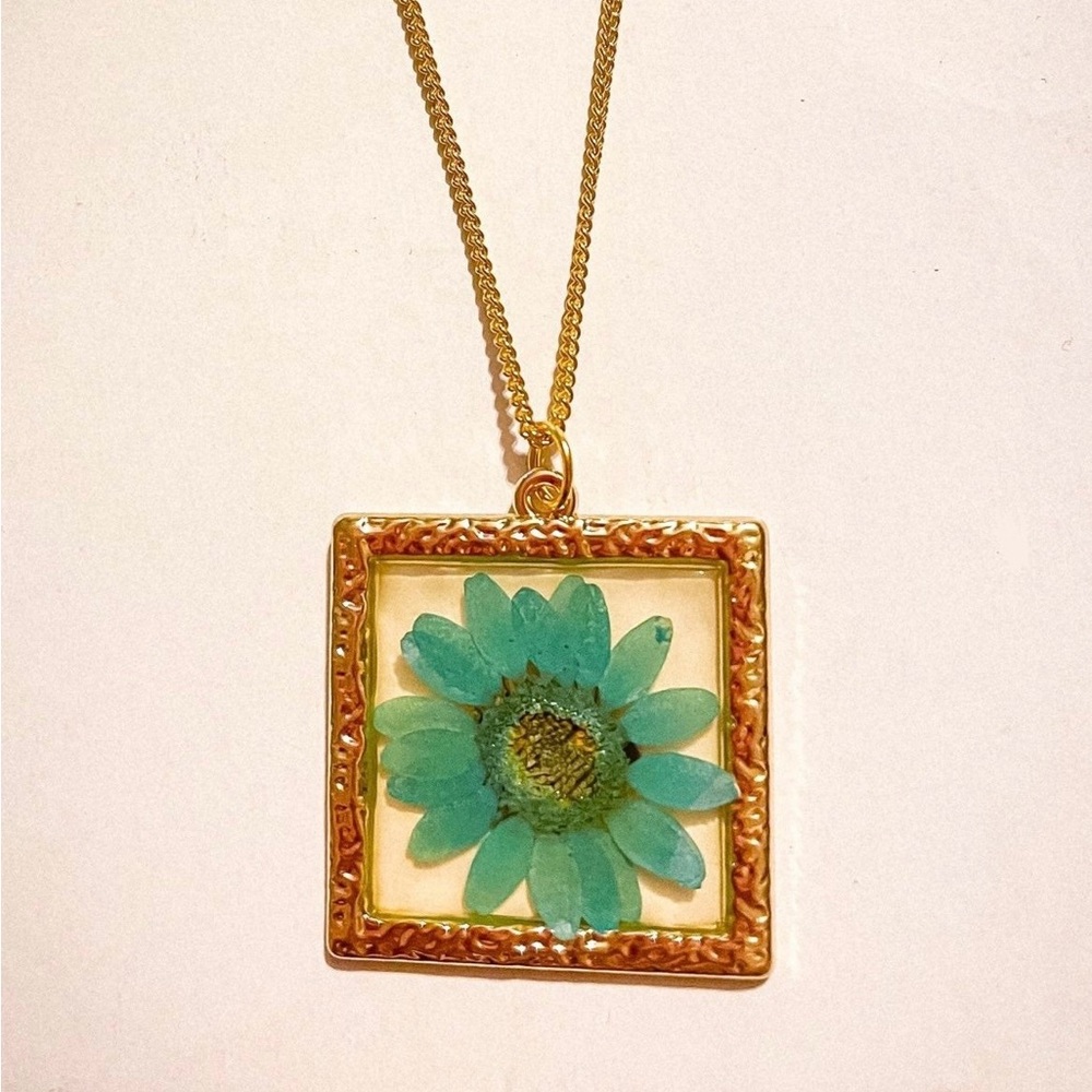Turquoise Pressed Flower Pendant Necklace